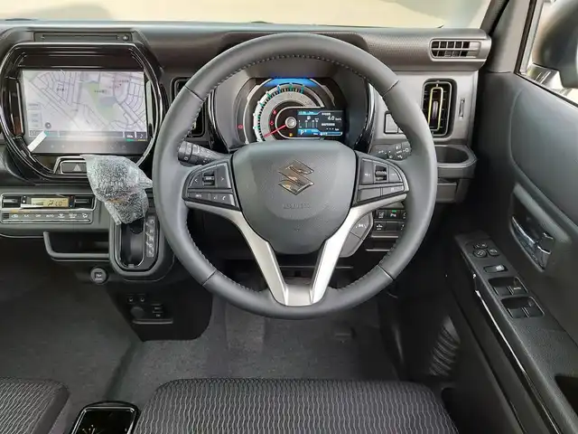 スズキ ハスラー HYBRID X 東京都 2025(令7)年 0.1千km クールカーキパールメタリック/ソフトベージュメタリック スズキセーフティサポート/・デュアルカメラブレーキサポート/・誤発進抑制機能/・車線逸脱抑制機能/・車線逸脱警報機能/・ふらつき警報機能/・先行車発進お知らせ機能/・アダプティブクルーズコントロール/・ハイビームアシスト/・標識認識機能/・後退時ブレーキサポート/・後方誤発進抑制機能/純正9インチメモリーナビ/・地デジTV/・DVD/CD/・スマートフォン連携機能/・USBソケット/・全方位モニター用カメラ/LEDヘッドランプ/SRSサイドエアバッグ/カーテンエアバッグ/リヤパーキングセンサー（後方誤発進抑制機能付）/運転席助手席シートヒーター