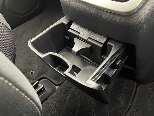 日産 セレナ ハイウェイスター 千葉県 2018(平30)年 6.3万km ダイヤモンドブラック 片側パワースライドドア/ハンズフリーオートスライドドア/純正9インチナビ/・型式：MM517D-L/・CD/DVD/Bluetooth/フルセグTV/AppleCarPlay/バックカメラ/クルーズコントロール/インテリジェントエマージェンシーブレーキ/LEDオートヘッドライト/ヘッドライトレベライザー/スマートマルチセンターシート/UVカット断熱グリーンガラス/ECOモードスイッチ/ビルトインETC/本革巻き3本スポークステアリング/純正16インチアルミホイール/ハイウェイスター専用サスペンション/デュアルバックドア/ステアリングスイッチ/オートエアコン/アイドリングストップ/ドアバイザー/プッシュスタート/インテリジェントキー/スペアキー1本/禁煙車