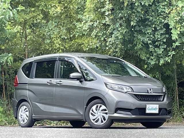 ホンダ フリード＋ G ホンダセンシング 大分県 2020(令2)年 3万km スーパープラチナグレーメタリック ワンオーナー/禁煙車/両側パワースライドドア/純正メモリーナビ/フルセグ/DVD/Bluetooth/バックカメラ/アダプティブクルーズコントロール/レーンキープアシスト/ビルトインETC/純正LEDヘッドライト/オートライトコントロール/スマートキー/エンジンプッシュスタート /リアソナー/アイドリングストップ