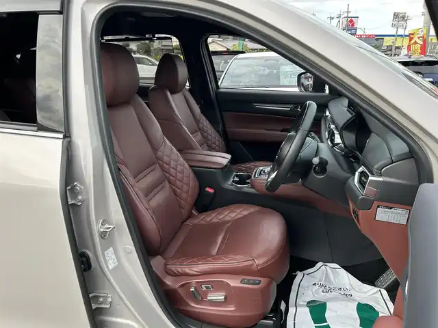 マツダ ＣＸ－８ XD エクスクルーシブモード 宮城県 2021(令3)年 3.8万km プラチナクォーツメタリック BOSEサウンド/ハンズフリーパワーバックドア/ターボ/ルーフレール/♪i-ACTIVSENSE/ ・スマートシティブレーキサポート(SCBS)/ ・車線逸脱警報システム/ ・レーンキープアシストシステム(LAS)/ ・ブラインドスポットモニタリング(BSM)/ ・ハイビームコントロールシステム(HBC)/ ・マツダレーダークルーズコントロール(MRCC)/♪マツダコネクト10.25インチセンターディスプレイ/ ・フルセグ・USB/ ・Bluetoothオーディオ/♪360度ビューモニター/♪フリップダウンモニター(DVD再生機能付き）/♪ヘッドアップディスプレイ/♪茶革シート/♪全席パワーシート(D席メモリ付き)/♪全席シートヒーター/エアシート/♪スマートキー×2/♪プッシュスタート/♪オートブレーキホールド/♪LEDヘッドライト/♪LEDフォグライト/♪オートライト/♪純正19インチAW/♪革巻ステアリング/♪ステアリングヒーター/♪ステアリングスイッチ/♪ドライブレコーダー(前後)/♪コーナーセンサー/♪フロアマット/♪ドアバイザー/♪プライバシーガラス/♪ETC/♪サイド/カーテンエアバック