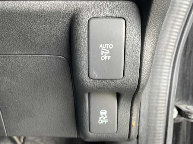 ホンダ Ｎ ＢＯＸ カスタム G SSパッケージ 熊本県 2017(平29)年 7.4万km クリスタルブラックパール (株)IDOMが運営する【じしゃロン熊本店】の自社ローン専用車両になりますこちらは現金またはオートローンご利用時の価格です。自社ローンご希望の方は別途その旨お申付け下さい/純正ナビ（フルセグＴＶ　ＣＤ　ＢＴ）　/バックカメラ　/両側パワースライドドア　/ビルトインＥＴＣ　/プッシュスタート　/スマートキー　/シートヒーター　/Ｗ＋サイドエアバッグ