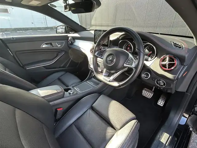 メルセデス・ベンツ ＣＬＡ２５０ Sブレイク　シュポルト4MATIC 道東・釧路十勝 2018(平30)年 4.5万km コスモスブラック パノラミックスライディングルーフ/harman/kardonサウンド/レーダーセーフティパッケージ/　ブラインドスポットアシスト/　ディスタンスパイロット・ディストロニック/　レーンキーピングアシスト/ベーシックパッケージ/　メモリ付きフルパワーシート/　リバースポジション機能付ドアミラー/　後席アームレスト/　トランクスルー機能/純正HDDナビ/　CD/DVD/SD/BT/フルセグ/バックモニター/ETC/前後ドライブレコーダー/衝突軽減ブレーキ/レザーシート/フロントシートヒーティング/前席パワーシート/純正18インチAW/純正フロアマット/LEDヘッドライト