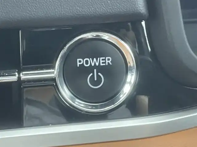 三菱 アウトランダー ＰＨＥＶ P 埼玉県 2022(令4)年 3万km レッドダイヤモンド サンルーフ　/純正９インチナビ　/マルチアラウンドモニター　/ＢＳＩ　/ＨＵＤ　/黒レザー　/ＢＯＳＥサウンド　/マイパイロット　/ミラー型ドラレコ　/ＥＴＣ２．０　/メモリシート　/ワイヤレス充電　/ステアリングヒーター