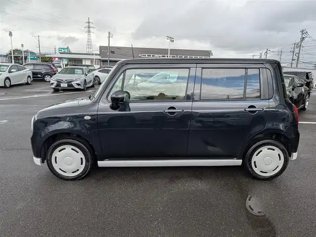 スズキ ラパン リミテッド 福井県 2010(平22)年 10.9万km ブルーイッシュブラックパール3 ETC/運転席シートヒーター/ソニーパーソナルナビ/純正カーオーディオ/純正ホイルキャップ/盗難防止装置/純正フロアマット/スマートキー/ダブルエアバッグ/保証書・取説