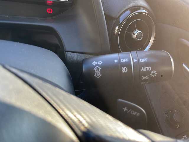 マツダ デミオ XD ツーリング 静岡県 2014(平26)年 7.9万km ソウルレッドプレミアムメタリック マツダコネクトナビ/地デジTV/純正CD/DVD/Bluetooth/クルーズコントロール/純正16インチAW/ヘッドアップディスプレイ/スマートキー/ETC/オートライト/プッシュスタート