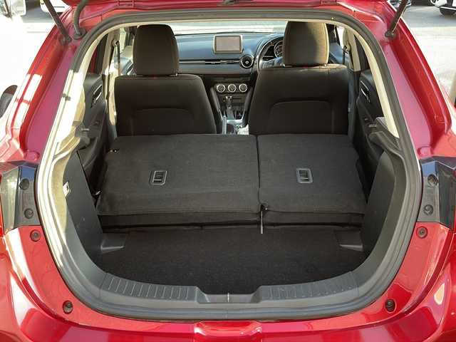 マツダ デミオ XD ツーリング 静岡県 2014(平26)年 7.9万km ソウルレッドプレミアムメタリック マツダコネクトナビ/地デジTV/純正CD/DVD/Bluetooth/クルーズコントロール/純正16インチAW/ヘッドアップディスプレイ/スマートキー/ETC/オートライト/プッシュスタート