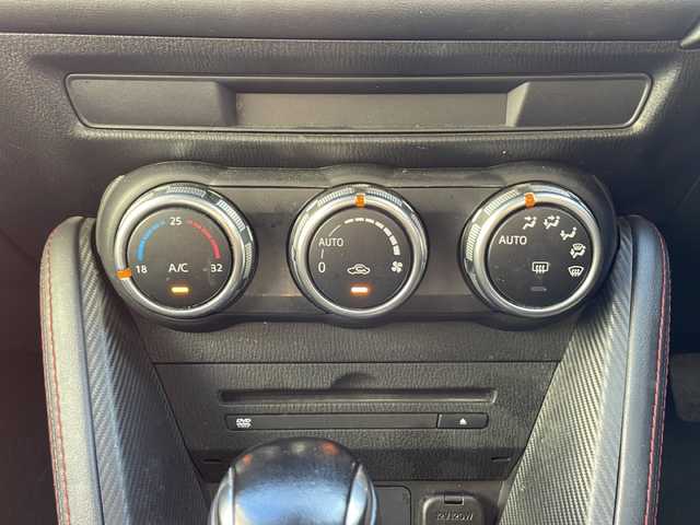 マツダ デミオ XD ツーリング 静岡県 2014(平26)年 7.9万km ソウルレッドプレミアムメタリック マツダコネクトナビ/地デジTV/純正CD/DVD/Bluetooth/クルーズコントロール/純正16インチAW/ヘッドアップディスプレイ/スマートキー/ETC/オートライト/プッシュスタート