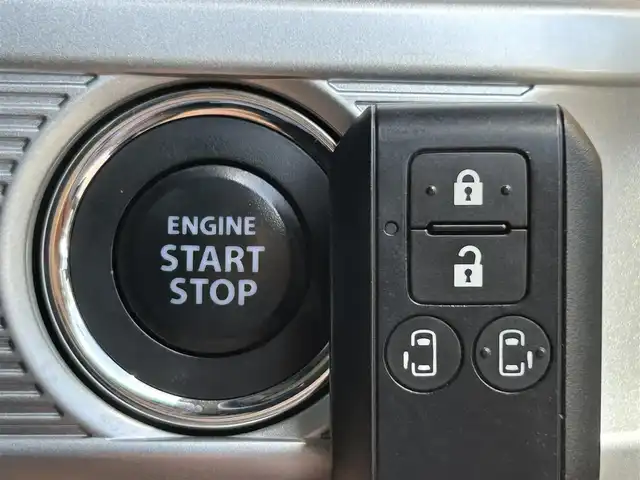 スズキ スペーシア ギア HYBRID XZターボ 兵庫県 2020(令2)年 2.7万km アクティブイエロー/ガンメタリック2トーン 社外ナビ/BTオーディオ/フルセグテレビ/バックカメラ/ETC/両側パワースライドドア/シートヒーター/純正14インチAW/LEDヘッドライト/フォグランプ/純正フロアマット/パドルシフト/スマートキープッシュスタート
