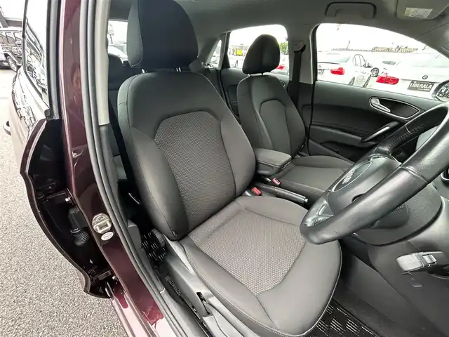 アウディ Ａ１ スポーツバック 1．4TFSI 石川県 2015(平27)年 3万km シラーズレッドメタリック 純正ナビ/（BT／AM／FM／DVD）/ワンセグTV/ステアリングスイッチ/ドライブレコーダー（前方）/ETC2.0/LEDヘッドライト/オートライト/フォグライト/スマートキー/取り扱い説明書