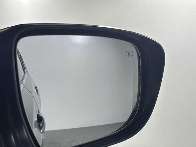 日産 エクストレイル 20X エマージェンシーブレーキ 沖縄県 2014(平26)年 13.3万km ダイヤモンドブラック 禁煙車　/純正７インチナビ/（ＢＴ，フルセグ，ＣＤ／ＤＶＤ，ラジオ）　/アラウンドビューモニター　/４ＷＤ　/コーナーセンサー　/ハーフレザーシート　/クルーズコントロール　/ビルトインＥＴＣ　/前後ドライブレコーダー　/前席シートヒーター/ヒーテッドドアミラー/ヒルディセントコントロール/純正フロアマット/純正ドアバイザー　/オートライト/革巻きステアリング/純正17インチアルミホイール