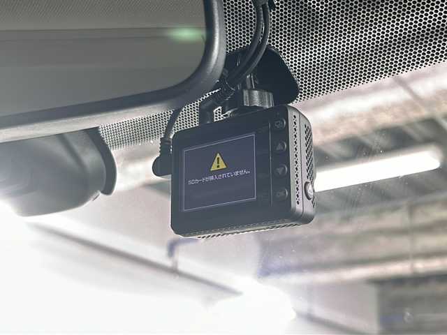 日産 エクストレイル 20X エマージェンシーブレーキ 沖縄県 2014(平26)年 13.3万km ダイヤモンドブラック 禁煙車　/純正７インチナビ/（ＢＴ，フルセグ，ＣＤ／ＤＶＤ，ラジオ）　/アラウンドビューモニター　/４ＷＤ　/コーナーセンサー　/ハーフレザーシート　/クルーズコントロール　/ビルトインＥＴＣ　/前後ドライブレコーダー　/前席シートヒーター/ヒーテッドドアミラー/ヒルディセントコントロール/純正フロアマット/純正ドアバイザー　/オートライト/革巻きステアリング/純正17インチアルミホイール