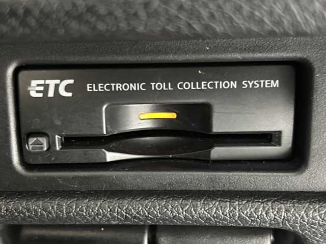 日産 エクストレイル 20X エマージェンシーブレーキ 沖縄県 2014(平26)年 13.3万km ダイヤモンドブラック 禁煙車　/純正７インチナビ/（ＢＴ，フルセグ，ＣＤ／ＤＶＤ，ラジオ）　/アラウンドビューモニター　/４ＷＤ　/コーナーセンサー　/ハーフレザーシート　/クルーズコントロール　/ビルトインＥＴＣ　/前後ドライブレコーダー　/前席シートヒーター/ヒーテッドドアミラー/ヒルディセントコントロール/純正フロアマット/純正ドアバイザー　/オートライト/革巻きステアリング/純正17インチアルミホイール