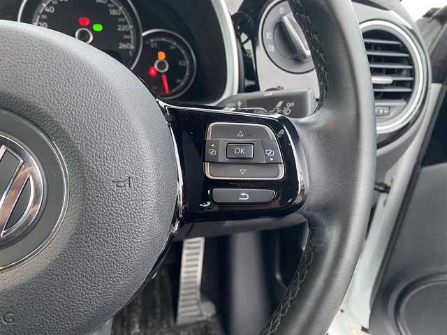 フォルクスワーゲン ザ・ビートル Rライン 福岡県 2018(平30)年 4.6万km 白 ・クルーズコントロール/・純正ナビ/BT/USB/ipod/・バックカメラ/・ドライブレコーダー/・フルセグ/・ETC/・純正18AW/・BLIS/・保証書/・取扱説明書