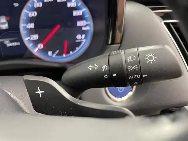 トヨタ クラウン ハイブリッド RS 愛知県 2019(令1)年 5万km ブラック トヨタセーフティーセンス/・衝突軽減/・プリクラッシュ/・ロードサイン/・オートハイビーム/レーダークルーズコントロール/サンルーフ/純正ディスプレイオーディオ/・ナビ/・フルセグTV/・Bluetooth/・ミラーキャスト/革巻きステアリング/ステアリングリモコン/レザーシート/ベンチレーション/エアシート/シートヒーター/ビルトインETC/AC１００V/自動防眩ミラー/HUD/純正AW/ディライト/LEDライト/シーケンシャルライト