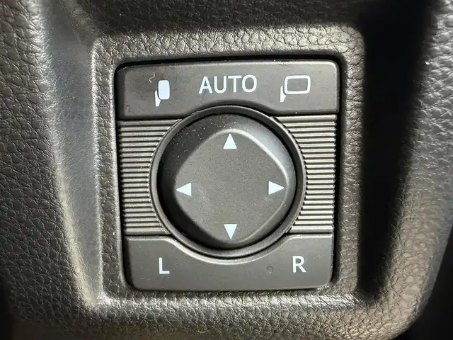 トヨタ クラウン ハイブリッド RS 愛知県 2019(令1)年 5万km ブラック トヨタセーフティーセンス/・衝突軽減/・プリクラッシュ/・ロードサイン/・オートハイビーム/レーダークルーズコントロール/サンルーフ/純正ディスプレイオーディオ/・ナビ/・フルセグTV/・Bluetooth/・ミラーキャスト/革巻きステアリング/ステアリングリモコン/レザーシート/ベンチレーション/エアシート/シートヒーター/ビルトインETC/AC１００V/自動防眩ミラー/HUD/純正AW/ディライト/LEDライト/シーケンシャルライト