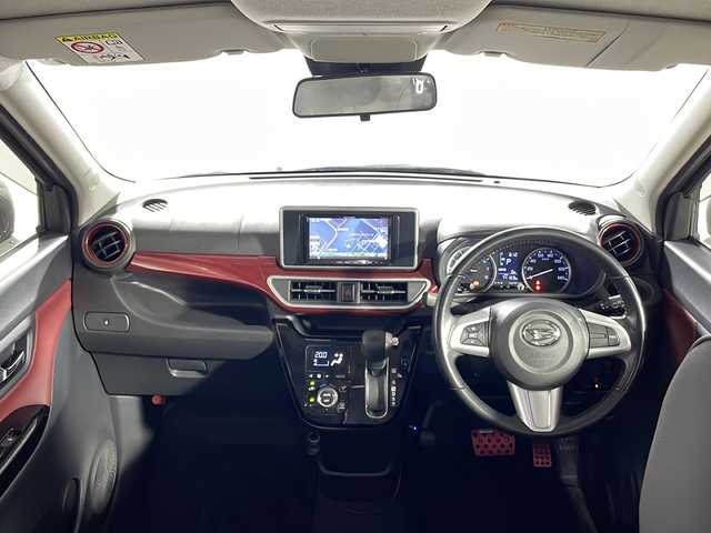 ダイハツ キャスト アクティバ GターボプライムコレSAⅢ 沖縄県 2018(平30)年 7.5万km ファイアークォーツレッドM 禁煙車　/県外仕入　/社外ナビ　/（フルセグ　Ｂｌｕｅｔｏｏｔｈ接続　ＣＤ　ＤＶＤ再生）/バックカメラ　/ステアリングリモコン　/ＥＴＣ　/衝突軽減システム　/後方コーナーセンサー　/ＬＥＤヘッドライト　/オートライト/オートマチックハイライト/スマートキー