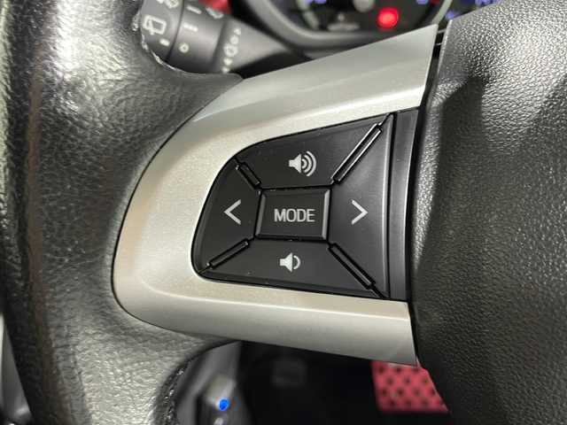 ダイハツ キャスト アクティバ GターボプライムコレSAⅢ 沖縄県 2018(平30)年 7.5万km ファイアークォーツレッドM 禁煙車　/県外仕入　/社外ナビ　/（フルセグ　Ｂｌｕｅｔｏｏｔｈ接続　ＣＤ　ＤＶＤ再生）/バックカメラ　/ステアリングリモコン　/ＥＴＣ　/衝突軽減システム　/後方コーナーセンサー　/ＬＥＤヘッドライト　/オートライト/オートマチックハイライト/スマートキー