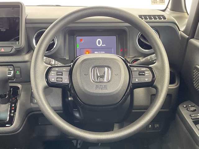 ホンダ Ｎ ＢＯＸ カスタム 栃木県 2025(令7)年 0.1千km クリスタルブラックパール 届出済み未使用車（7km）/ホンダセンシング/コーナーセンサー/片側パワースライドドア/前席シートヒーター/禁煙車/オートライト/LEDヘッドライト/横滑り防止装置/スマートキー/プッシュスタート/アイドリングストップ/ステアリングスイッチ/ウィンカーミラー/純正14インチアルミホイール