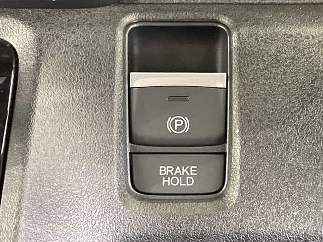 ホンダ Ｎ ＢＯＸ カスタム 栃木県 2025(令7)年 0.1千km クリスタルブラックパール 届出済み未使用車（7km）/ホンダセンシング/コーナーセンサー/片側パワースライドドア/前席シートヒーター/禁煙車/オートライト/LEDヘッドライト/横滑り防止装置/スマートキー/プッシュスタート/アイドリングストップ/ステアリングスイッチ/ウィンカーミラー/純正14インチアルミホイール