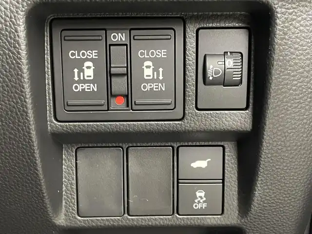 ホンダ ステップワゴン スパーダ eHEV 埼玉県 2025(令7)年 0.1千km プラチナホワイトパール 純正11.4インチナビ/ CD DVD フルセグTV Bluetooth/バックカメラ/ホンダセンシング/衝突軽減ブレーキ/アダプティブクルーズコントロール/レーンキープアシスト/ブラインドスポットモニター/両側パワースライドドア/シートヒーター/パドルシフト/LEDオートライト