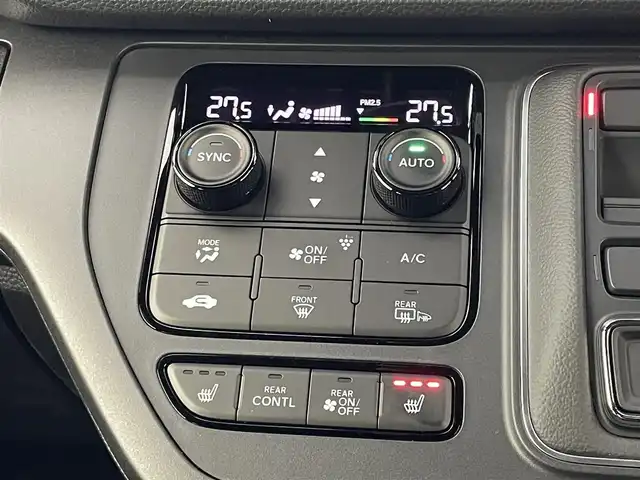 ホンダ ステップワゴン スパーダ eHEV 埼玉県 2025(令7)年 0.1千km プラチナホワイトパール 純正11.4インチナビ/ CD DVD フルセグTV Bluetooth/バックカメラ/ホンダセンシング/衝突軽減ブレーキ/アダプティブクルーズコントロール/レーンキープアシスト/ブラインドスポットモニター/両側パワースライドドア/シートヒーター/パドルシフト/LEDオートライト