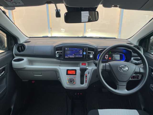 ダイハツ ミラ イース G SAⅢ 福岡県 2025(令7)年 0.2万km シャイニングホワイトパール 純正７インチナビ/　（AM/FM/USB/SD/CD/DVD/Bluetooth/フルセグ）/シートヒーター（D席＋N席）/純正ドライブレコーダー（前後）/プッシュスタート/横滑り防止装置/盗難防止装置/コーナーセンサー（前後）/オートライト/オートマチックハイビーム/衝突被害軽減システム/アイドリングストップ/純正マット