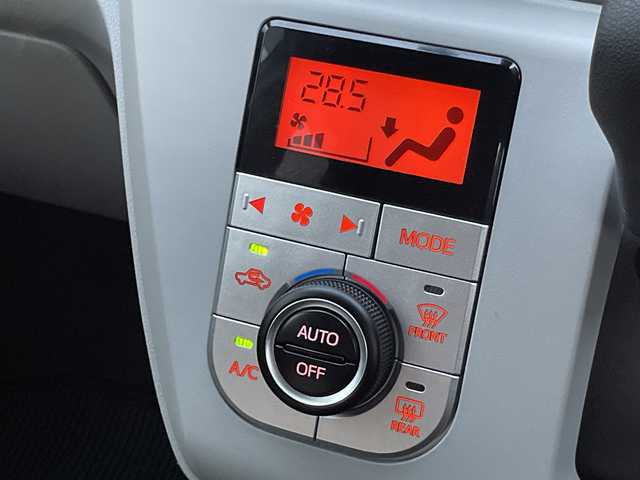 ダイハツ ミラ イース G SAⅢ 福岡県 2025(令7)年 0.2万km シャイニングホワイトパール 純正７インチナビ/　（AM/FM/USB/SD/CD/DVD/Bluetooth/フルセグ）/シートヒーター（D席＋N席）/純正ドライブレコーダー（前後）/プッシュスタート/横滑り防止装置/盗難防止装置/コーナーセンサー（前後）/オートライト/オートマチックハイビーム/衝突被害軽減システム/アイドリングストップ/純正マット