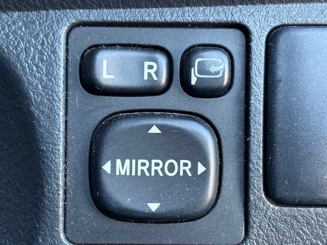 トヨタ ｂＢ Z Qバージョン 宮城県 2008(平20)年 17.3万km グレーメタリック 登録時走行距離172850km/23年製ラジアルタイヤ/社外アルミホイール/フォグランプ/純正ドアバイザー/純正フロアマット/ハンドルカバー/電動格納ミラー/AM/FM・CD/スマートキー/ヘッドライトレベライザー