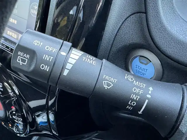 日産 ノート e－パワー B 愛媛県 2020(令2)年 3.8万km ブリリアントシルバー アラウンドビューモニター/エマージェンシーブレーキ/前後コーナーセンサー/カロッツェリア楽ナビ　Ｂｌｕｅｔｏｏｔｈ/禁煙車/ＥＴＣ/スマートキー/プッシュスタート/オートライト/デジタルインナーミラー/スペアキー