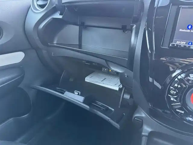 日産 ノート e－パワー B 愛媛県 2020(令2)年 3.8万km ブリリアントシルバー アラウンドビューモニター/エマージェンシーブレーキ/前後コーナーセンサー/カロッツェリア楽ナビ　Ｂｌｕｅｔｏｏｔｈ/禁煙車/ＥＴＣ/スマートキー/プッシュスタート/オートライト/デジタルインナーミラー/スペアキー