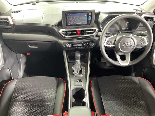 トヨタ ライズ G 神奈川県 2022(令4)年 0.8万km ナチュラルベージュマイカM 純正メモリナビ/Bluetooth・CD・DVD・フルセグTV/パノラミックビューモニター/ブラインドスポットモニター/スマートアシスト/充電用USBポート/スペアキー1本/前後ドライブレコーダー/ビルトインETC2.0/純正フロアマット/LEDヘッドライト/オートマチックハイビーム/純正16インチアルミホイール/コーナーセンサー/衝突回避支援ブレーキ機能/車線逸脱警報機能/ふらつき警報/ブレーキ制御付誤発進抑制機能/先行車発進お知らせ機能/標識認識機能/衝突警報機能/車線逸脱抑制制御機能/路側逸脱警報