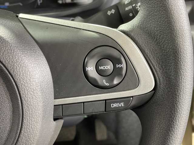 トヨタ ライズ G 神奈川県 2022(令4)年 0.8万km ナチュラルベージュマイカM 純正メモリナビ/Bluetooth・CD・DVD・フルセグTV/パノラミックビューモニター/ブラインドスポットモニター/スマートアシスト/充電用USBポート/スペアキー1本/前後ドライブレコーダー/ビルトインETC2.0/純正フロアマット/LEDヘッドライト/オートマチックハイビーム/純正16インチアルミホイール/コーナーセンサー/衝突回避支援ブレーキ機能/車線逸脱警報機能/ふらつき警報/ブレーキ制御付誤発進抑制機能/先行車発進お知らせ機能/標識認識機能/衝突警報機能/車線逸脱抑制制御機能/路側逸脱警報