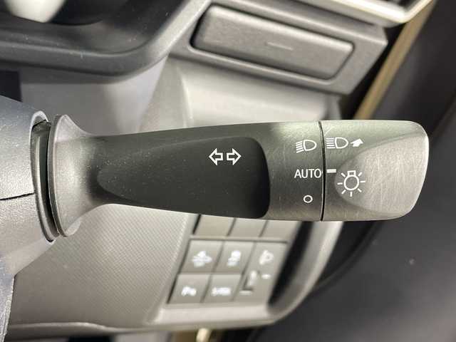 トヨタ ライズ G 神奈川県 2022(令4)年 0.8万km ナチュラルベージュマイカM 純正メモリナビ/Bluetooth・CD・DVD・フルセグTV/パノラミックビューモニター/ブラインドスポットモニター/スマートアシスト/充電用USBポート/スペアキー1本/前後ドライブレコーダー/ビルトインETC2.0/純正フロアマット/LEDヘッドライト/オートマチックハイビーム/純正16インチアルミホイール/コーナーセンサー/衝突回避支援ブレーキ機能/車線逸脱警報機能/ふらつき警報/ブレーキ制御付誤発進抑制機能/先行車発進お知らせ機能/標識認識機能/衝突警報機能/車線逸脱抑制制御機能/路側逸脱警報