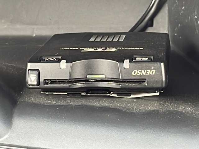 ホンダ フィット ハイブリット Fパッケージ 福島県 2016(平28)年 7.4万km クリスタルブラックパール 純正ナビ　バックＣ　ＢＴ　ワンセグＴＶ　ワイパーデザイアー　ＥＴＣ　ステリモ　ハロゲンヘッドライト　電格ミラー　スペアキー　前方ドラレコ　ＥＣＯＮ　純正ドアバイザー　純正ホイールキャップ　取扱説明書