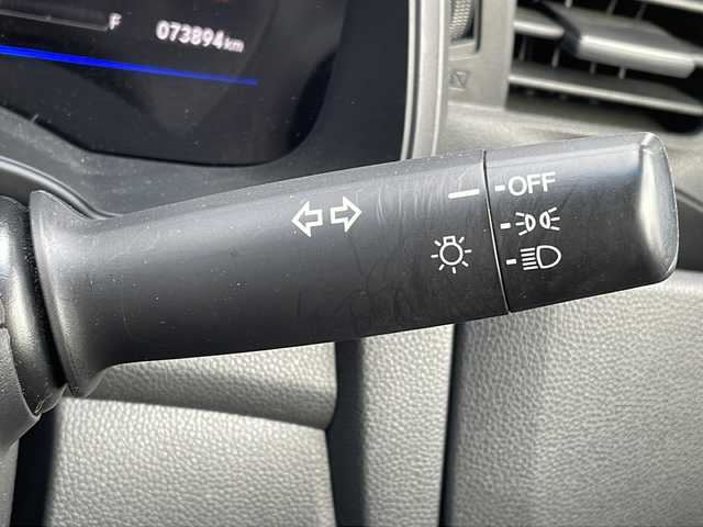 ホンダ フィット ハイブリット Fパッケージ 福島県 2016(平28)年 7.4万km クリスタルブラックパール 純正ナビ　バックＣ　ＢＴ　ワンセグＴＶ　ワイパーデザイアー　ＥＴＣ　ステリモ　ハロゲンヘッドライト　電格ミラー　スペアキー　前方ドラレコ　ＥＣＯＮ　純正ドアバイザー　純正ホイールキャップ　取扱説明書