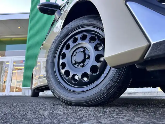 トヨタ シエンタ ファンベースG 宮城県 2021(令3)年 2.7万km ブラックマイカ/ベージュ 2トーン パノラミックビュー対応ナビレディパッケージ/・パノラミックビューモニター/・ステアリングスイッチ/・ドアミラーヒーター/LEDヘッドランプパッケージ/・オートレベリング機能付LEDヘッドランプ/・LEDフロントフォグランプ/・レッド加飾付クリアレンズLEDリアコンビネーションランプ/シートヒーター/ステアリングヒーター/＝＝＝/モデリスタエアロ（F/S/R）/セーフティセンス/・プリクラッシュセーフティ/・レーンディパーチャーアラート/・オートマチックハイビーム/先行車発進告知機能/純正12インチフリップダウンモニター（V12T-R68C）/純正9インチナビ（NSZT-Y68T）/・CD/DVD/・Bluetooth/・フルセグTV/ビルトインETC2.0/ミラー一体型ドライブレコーダー/両側パワースライドドア/革巻きステアリング/オートライト/スマートキー＆プッシュスタート/電動格納ミラー/社外15インチAW/純正フロアマット/純正ドアバイザー/Wエアバッグ