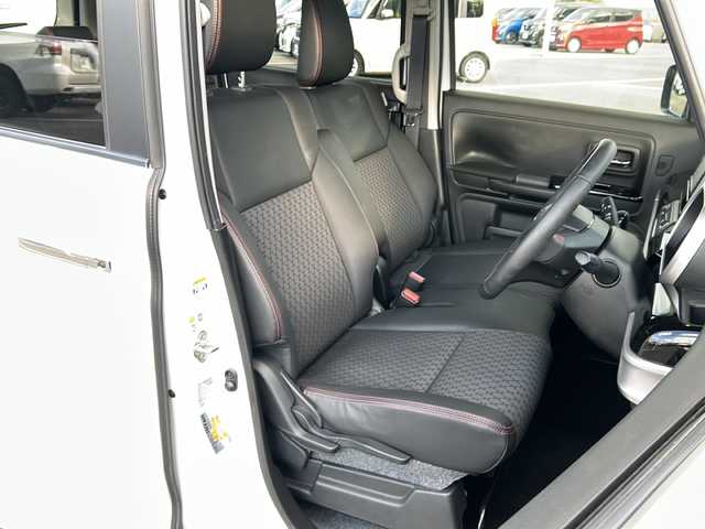 スズキ スペーシア カスタム HYBRID XS 佐賀県 2019(令1)年 2.5万km ピュアホワイトP 社外ナビ(AM/FM/CD/ワンセグ)/バックカメラ/両側パワースライドドア/D席シートヒーター/ハーフレザーシート/衝突軽減ブレーキ/後方コーナーセンサー/LEDヘッドライト/オートライト/純正15インチアルミホイール/純正フロアマット/プッシュスタート/スペアキー