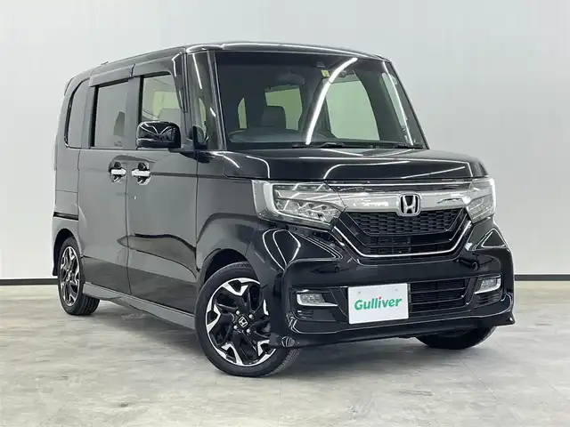 ホンダ Ｎ ＢＯＸ カスタム G L ターボ ホンダセンシング 長崎県 2018(平30)年 5.2万km クリスタルブラックパール 社外8インチナビ　（AVIC‐RL900）/フルセグTV　CD/DVD/SD/Bluetooth/ホンダセンシング/・衝突軽減ブレーキ/・誤発進抑制機能/・後方誤発進抑制機能/・歩行者事故低減ステアリング/・ACC（アダプティブクルーズコントロール）/・LKAS（車線維持支援システム）/・路外逸脱抑制機能/・先行車発進お知らせ機能/・オートハイビーム/バックカメラ/ステアリングスイッチ/パドルシフト/両側パワースライドドア　/ドライブレコーダー　/ETC　/プッシュスタート/純正フロアマット/純正15インチAW