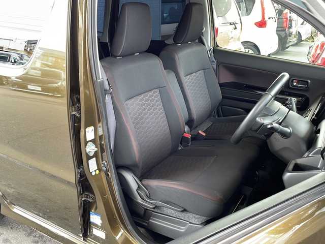 スズキ ワゴンＲ スティングレー HYBRID T 愛知県 2017(平29)年 8.9万km ブレイブカーキP (株)IDOMが運営する【じしゃロン名古屋鳴海店】の自社ローン専用車両になりますこちらは現金またはオートローンご利用時の価格です。自社ローンご希望の方は別途その旨お申付け下さい/全方位カメラ、バックカメラ/純正ナビ/衝突軽減システム/レーンキープアシスト/クルーズコントロール/スマートキー/フルセグテレビ/ETC/シートヒーター/オートライト/純正フロアマット/アイドリングストップ/パドルシフト