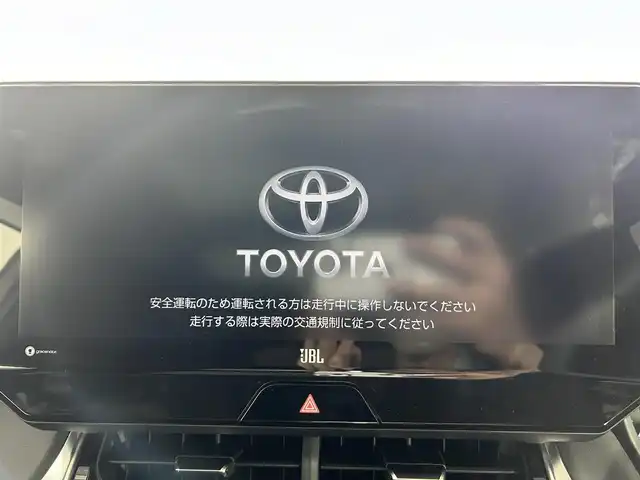 トヨタ ハリアー ハイブリッド Z レザーパッケージ 佐賀県 2022(令4)年 0.6万km ホワイトパールクリスタルシャイン 純正メモリナビ/フルセグTV/Bluetooth/JBLサウンドシステム/ETC2.0/調光パノラマルーフ/デジタルインナーミラー/アラウンドビューモニター/レーダークルーズコントロール/運転席・助手席パワーシート/運転席・助手席シートベンチレーション/モデリスタエアロ（フロント・リア・サイド）/純正LEDヘッドライト/純正フロアマット/社外20インチアルミホイール（モデリスタ）/コーナーセンサー/衝突被害軽減システム