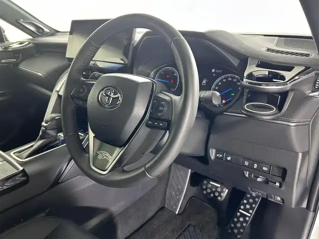 トヨタ ハリアー ハイブリッド Z レザーパッケージ 佐賀県 2022(令4)年 0.6万km ホワイトパールクリスタルシャイン 純正メモリナビ/フルセグTV/Bluetooth/JBLサウンドシステム/ETC2.0/調光パノラマルーフ/デジタルインナーミラー/アラウンドビューモニター/レーダークルーズコントロール/運転席・助手席パワーシート/運転席・助手席シートベンチレーション/モデリスタエアロ（フロント・リア・サイド）/純正LEDヘッドライト/純正フロアマット/社外20インチアルミホイール（モデリスタ）/コーナーセンサー/衝突被害軽減システム