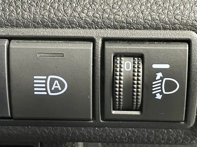 トヨタ カローラ スポーツ ハイブリッドG スタイルPKG 福島県 2020(令2)年 4.6万km アティチュードブラックマイカ 純正HDDナビゲーション/【CD/DVD/ipod/AndroidAuto/USB/Bluetooth/フルセグTV】/・バックカメラ/・前後ドライブレコーダー/・純正ETC/衝突軽減ブレーキ/車線逸脱警報装置/アダプティブクルーズコントロール/オートマチックハイビーム/ブラインドスポットモニター/前後コーナーセンサー/電子パーキングブレーキ/・ブレーキオートホールド/ハーフレザーシート/・運転席＋助手席シートヒーター/ステアリングスイッチ/ＬＥＤヘッドライト/・オートライト/・フロントフォグライト/電動格納ウィンカーミラー/・オートミラー/純正フロアマット/純正16インチアルミホイール/ABS/横滑り防止装置/盗難防止装置/プッシュスタート/・スマートキー/・スペアキー
