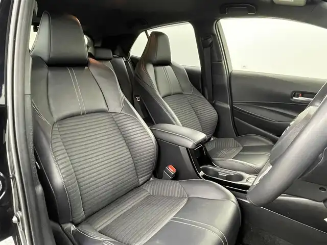 トヨタ カローラ スポーツ ハイブリッドG スタイルPKG 福島県 2020(令2)年 4.6万km アティチュードブラックマイカ 純正HDDナビゲーション/【CD/DVD/ipod/AndroidAuto/USB/Bluetooth/フルセグTV】/・バックカメラ/・前後ドライブレコーダー/・純正ETC/衝突軽減ブレーキ/車線逸脱警報装置/アダプティブクルーズコントロール/オートマチックハイビーム/ブラインドスポットモニター/前後コーナーセンサー/電子パーキングブレーキ/・ブレーキオートホールド/ハーフレザーシート/・運転席＋助手席シートヒーター/ステアリングスイッチ/ＬＥＤヘッドライト/・オートライト/・フロントフォグライト/電動格納ウィンカーミラー/・オートミラー/純正フロアマット/純正16インチアルミホイール/ABS/横滑り防止装置/盗難防止装置/プッシュスタート/・スマートキー/・スペアキー