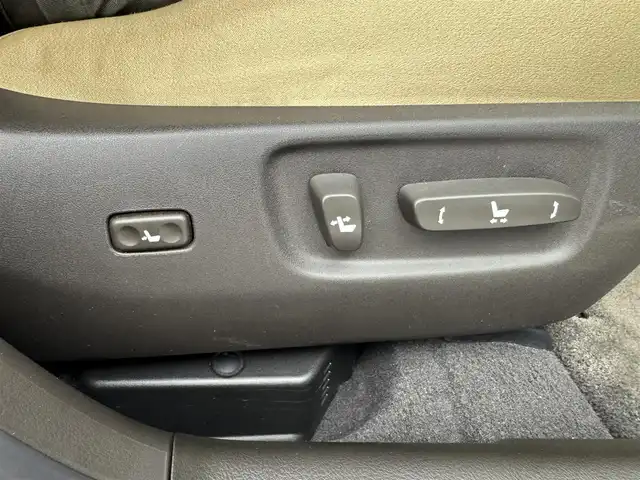 レクサス ＨＳ 250h バージョンS 愛知県 2010(平22)年 7万km ムーンライトオパール ワンオーナー/純正ナビ/バックカメラ/フロントカメラ/フルセグTV/Bluetooth/テレビキャンセラー/レーダー/ETC装備/USB端子入力/CD/MD/純正フロアマット/パワーシート/AFS/コナーセンサー/スマートキー/スペアキー