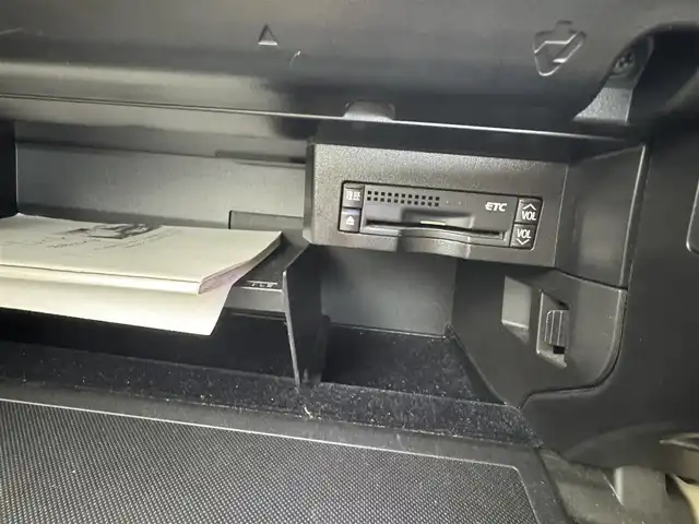 レクサス ＨＳ 250h バージョンS 愛知県 2010(平22)年 7万km ムーンライトオパール ワンオーナー/純正ナビ/バックカメラ/フロントカメラ/フルセグTV/Bluetooth/テレビキャンセラー/レーダー/ETC装備/USB端子入力/CD/MD/純正フロアマット/パワーシート/AFS/コナーセンサー/スマートキー/スペアキー