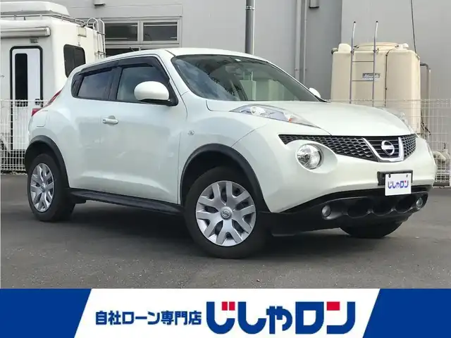 日産 ジューク 15RX タイプV 栃木県 2012(平24)年 8.4万km ホワイトパール 株)IDOMが運営する【じしゃロン小山店】の自社ローン専用車両になります。こちらは現金またはオートローンご利用時の価格です。自社ローンご希望の方は別途その旨お申付け下さい//禁煙車/純正ワンセグナビ/（CD/DVD/AM/FMラジオ）/スマートキー/プッシュスタート/バックカメラ/ＥＴＣ/電動格納ドアミラー/パワーウインドウ/防眩ミラー/オートライト