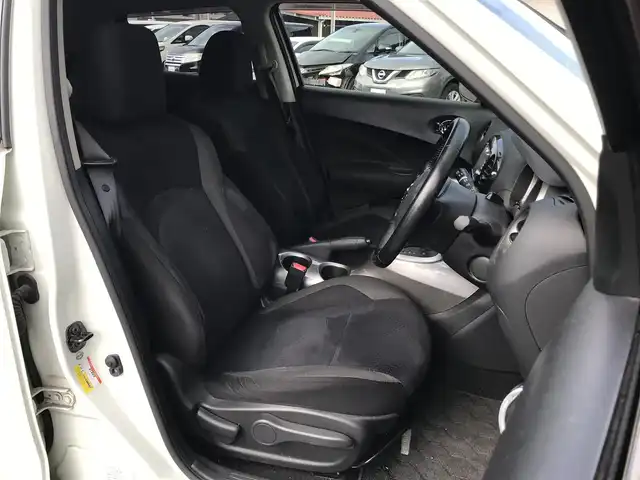 日産 ジューク 15RX タイプV 栃木県 2012(平24)年 8.4万km ホワイトパール 株)IDOMが運営する【じしゃロン小山店】の自社ローン専用車両になります。こちらは現金またはオートローンご利用時の価格です。自社ローンご希望の方は別途その旨お申付け下さい//禁煙車/純正ワンセグナビ/（CD/DVD/AM/FMラジオ）/スマートキー/プッシュスタート/バックカメラ/ＥＴＣ/電動格納ドアミラー/パワーウインドウ/防眩ミラー/オートライト