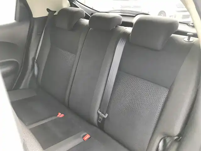 日産 ジューク 15RX タイプV 栃木県 2012(平24)年 8.4万km ホワイトパール 株)IDOMが運営する【じしゃロン小山店】の自社ローン専用車両になります。こちらは現金またはオートローンご利用時の価格です。自社ローンご希望の方は別途その旨お申付け下さい//禁煙車/純正ワンセグナビ/（CD/DVD/AM/FMラジオ）/スマートキー/プッシュスタート/バックカメラ/ＥＴＣ/電動格納ドアミラー/パワーウインドウ/防眩ミラー/オートライト