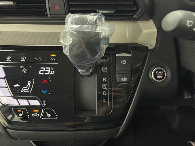 三菱 デリカミニ T プレミアム 秋田県 2025(令7)年 0.1千km アメジストブラック ４ＷＤ/純正ディスプレイオーディオ/（AM/FM/BT/HDMI/USB/ACP/AA)/全方位カメラ/レーダークルーズコントロール（マイパイロット）/両側パワースライドドア/ハンズフリーオートスライドドア/シートヒーター（D/N席）/ステアリングヒーター/デジタルインナーミラー/パドルシフト/純正サイドデカール/ブレーキオートホールド/オートライト/オートハイビーム/レーンキープアシスト/ヒルディセントコントロール/コーナーセンサー/スマートキー/スペアキー/取扱説明書/保証書