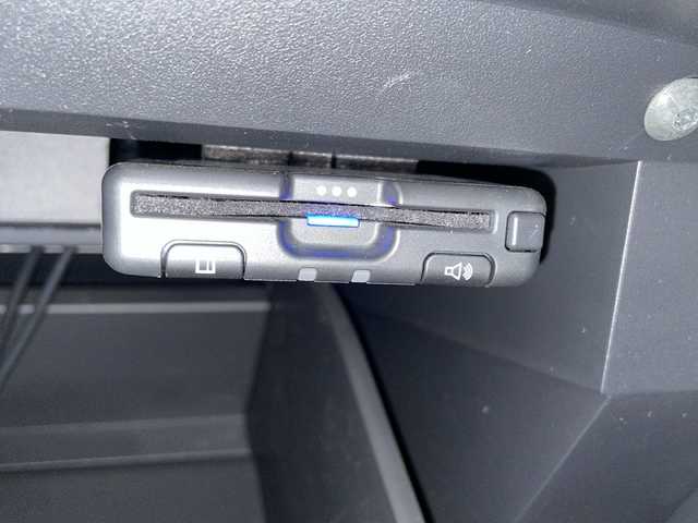 日産 ノート S 愛知県 2022(令4)年 4万km ガーネットレッド 衝突軽減システム/SDナビ/CD DVD/Bluetooth/コーナーセンサー/LEDヘッドライト/ETC/スマートキー